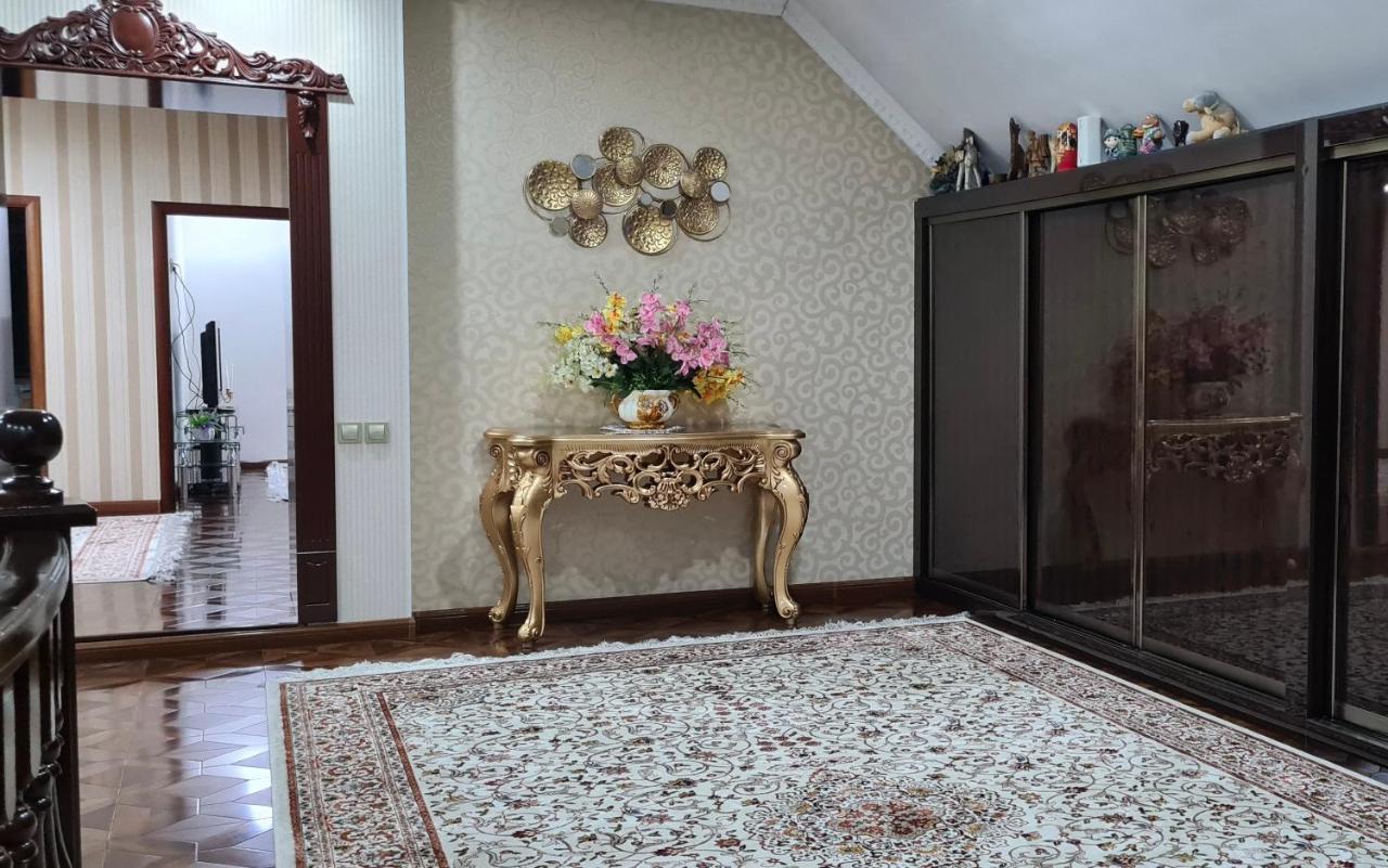 Auberge de jeunesse Sultan Saray à Och Extérieur photo