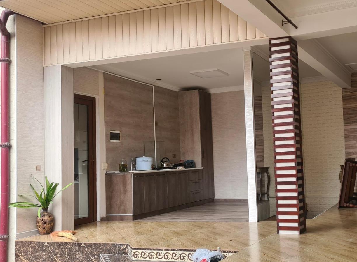 Auberge de jeunesse Sultan Saray à Och Extérieur photo