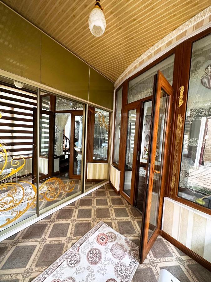 Auberge de jeunesse Sultan Saray à Och Extérieur photo