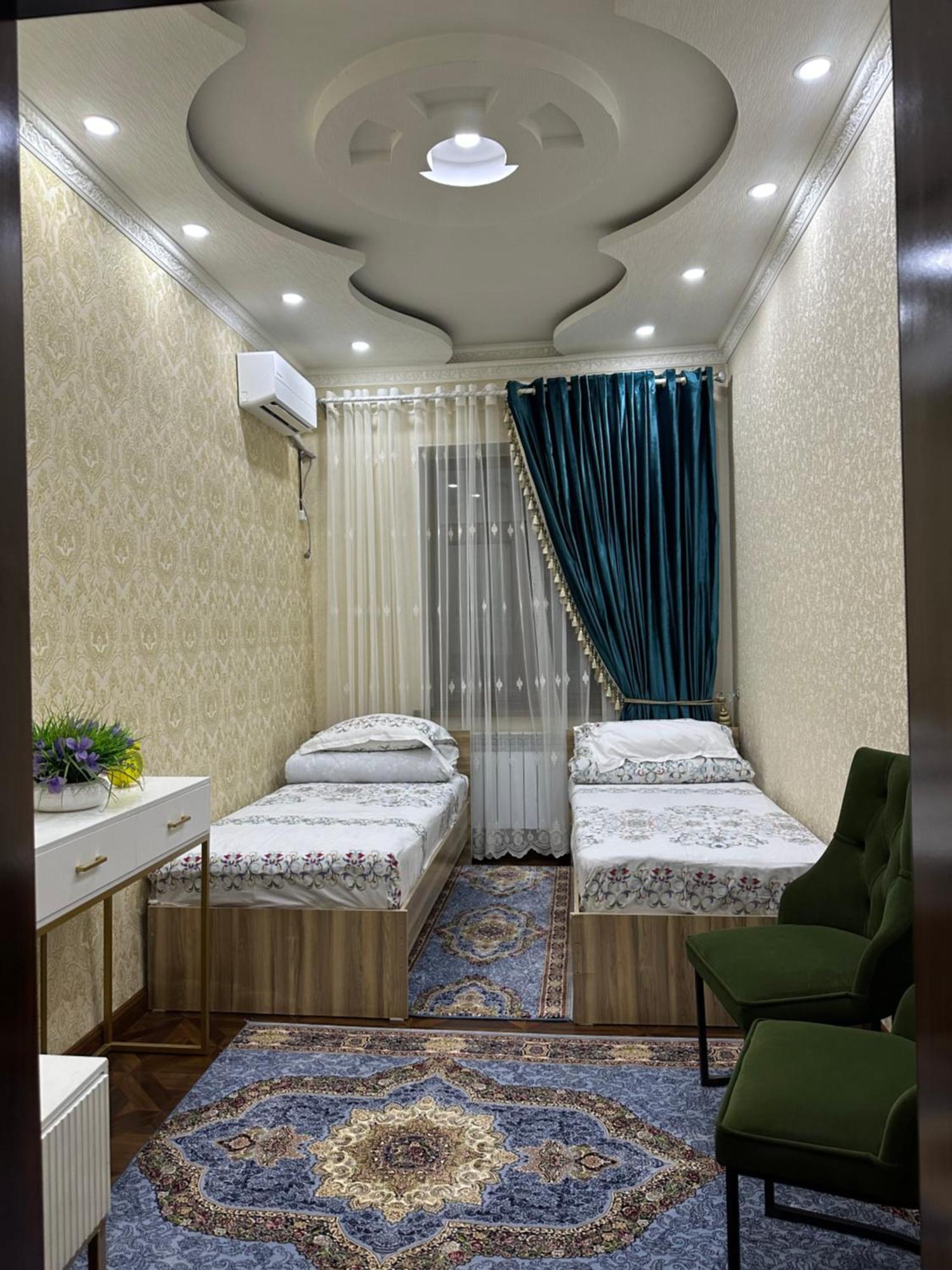 Auberge de jeunesse Sultan Saray à Och Extérieur photo