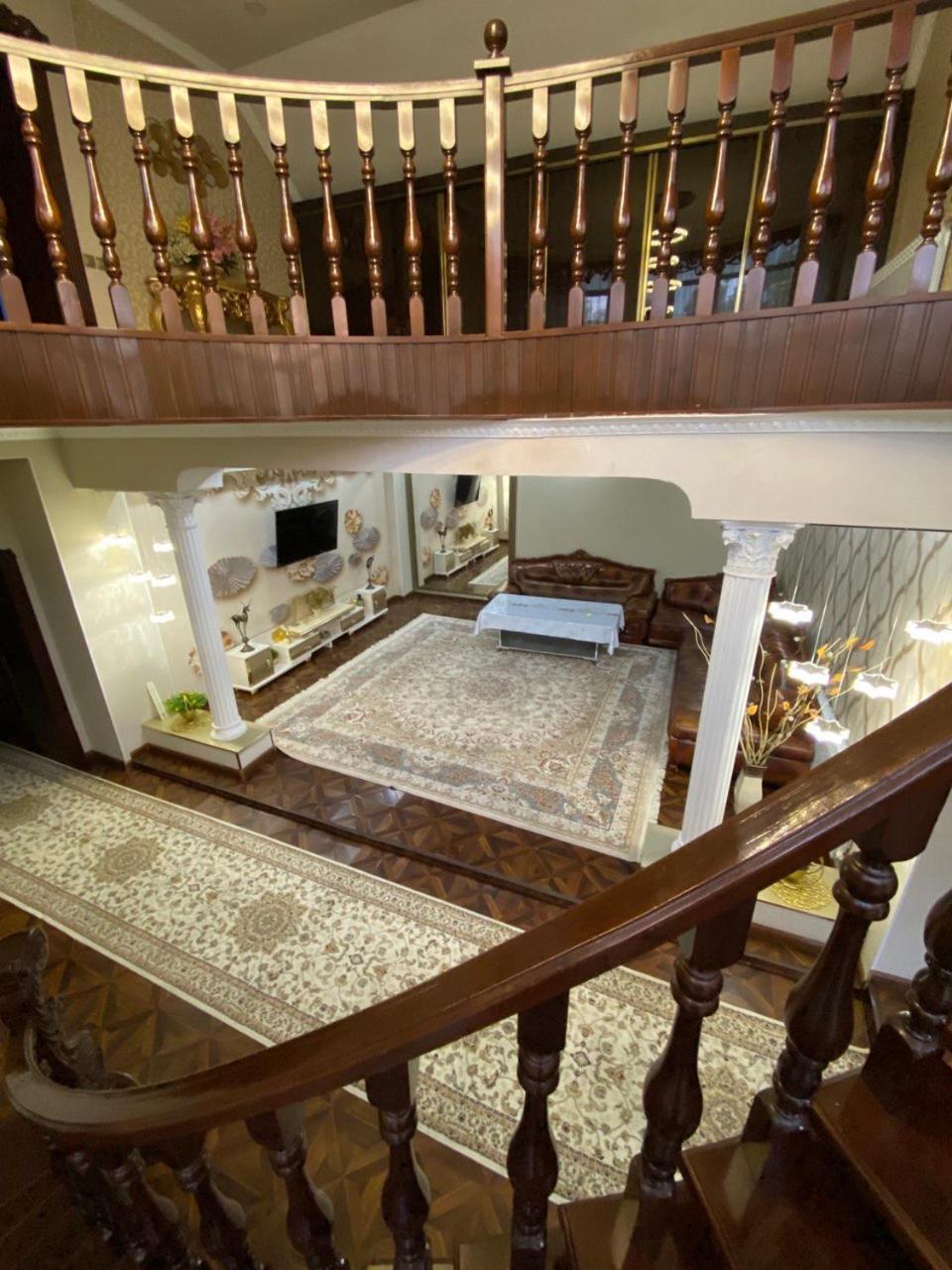 Auberge de jeunesse Sultan Saray à Och Extérieur photo