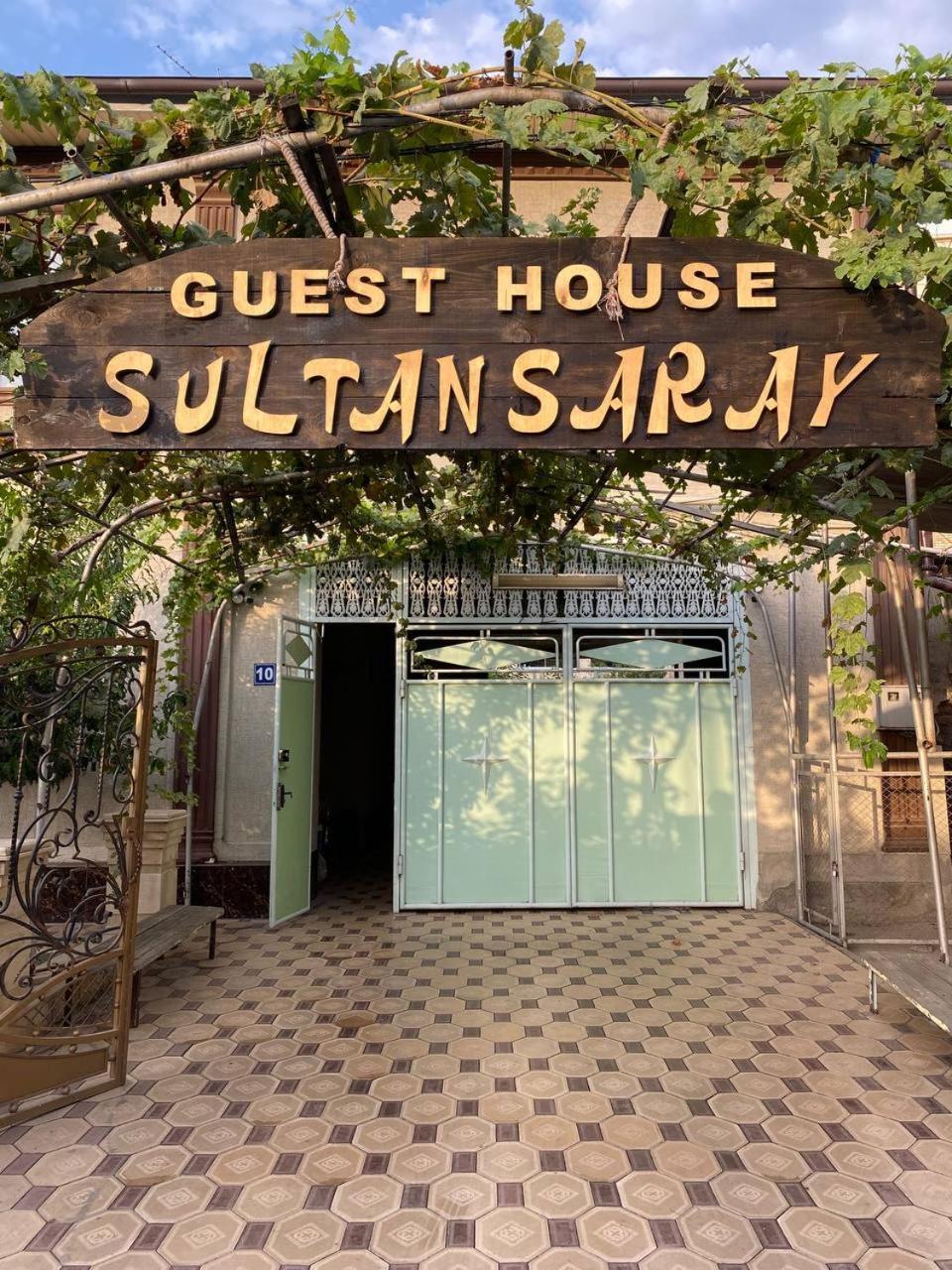Auberge de jeunesse Sultan Saray à Och Extérieur photo