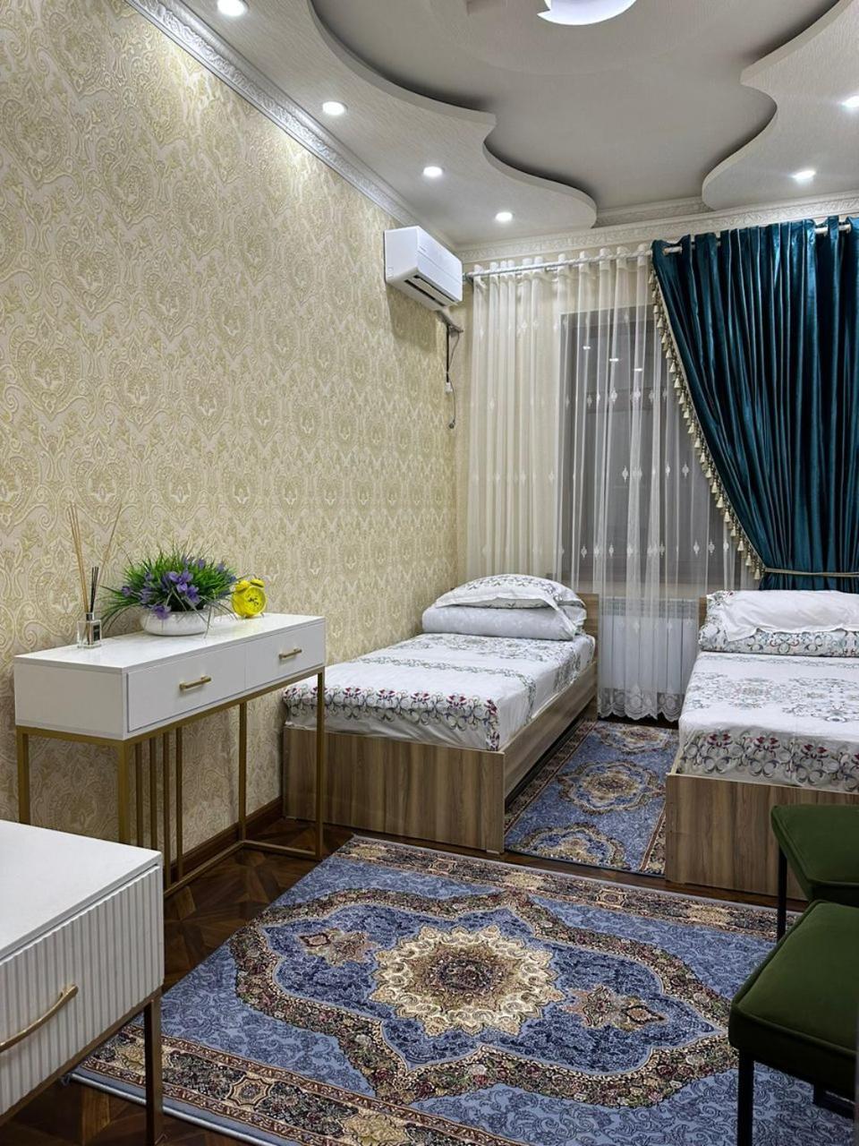 Auberge de jeunesse Sultan Saray à Och Extérieur photo