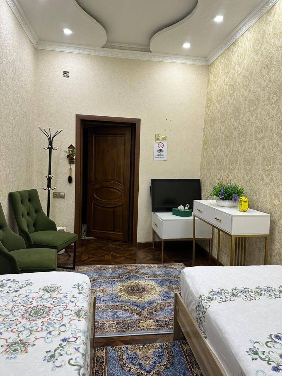 Auberge de jeunesse Sultan Saray à Och Extérieur photo
